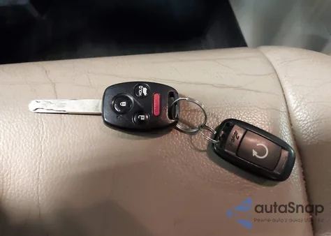 2013 Honda Pilot Ex-L z USA, uszkodzony, nr VIN 5FNYF4H56DB040986